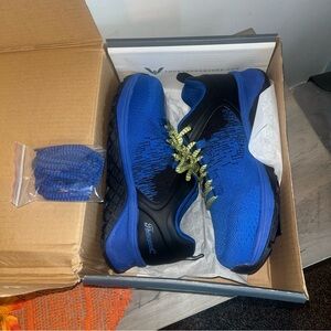 Thorogood Womens Day One Safety Ast Low Blue Safety Shoes Size 7.5 Mediu…